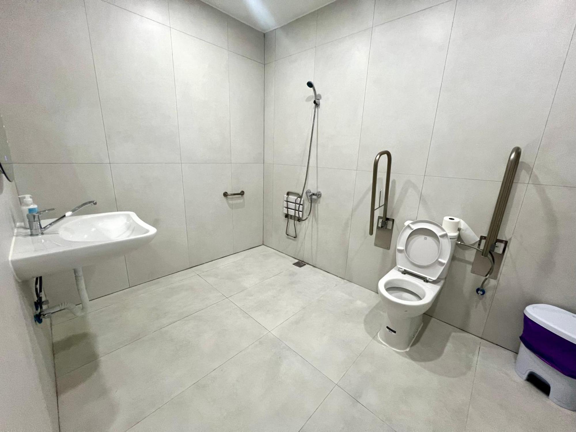 Hostel Oasis Μαδρίτη Εξωτερικό φωτογραφία