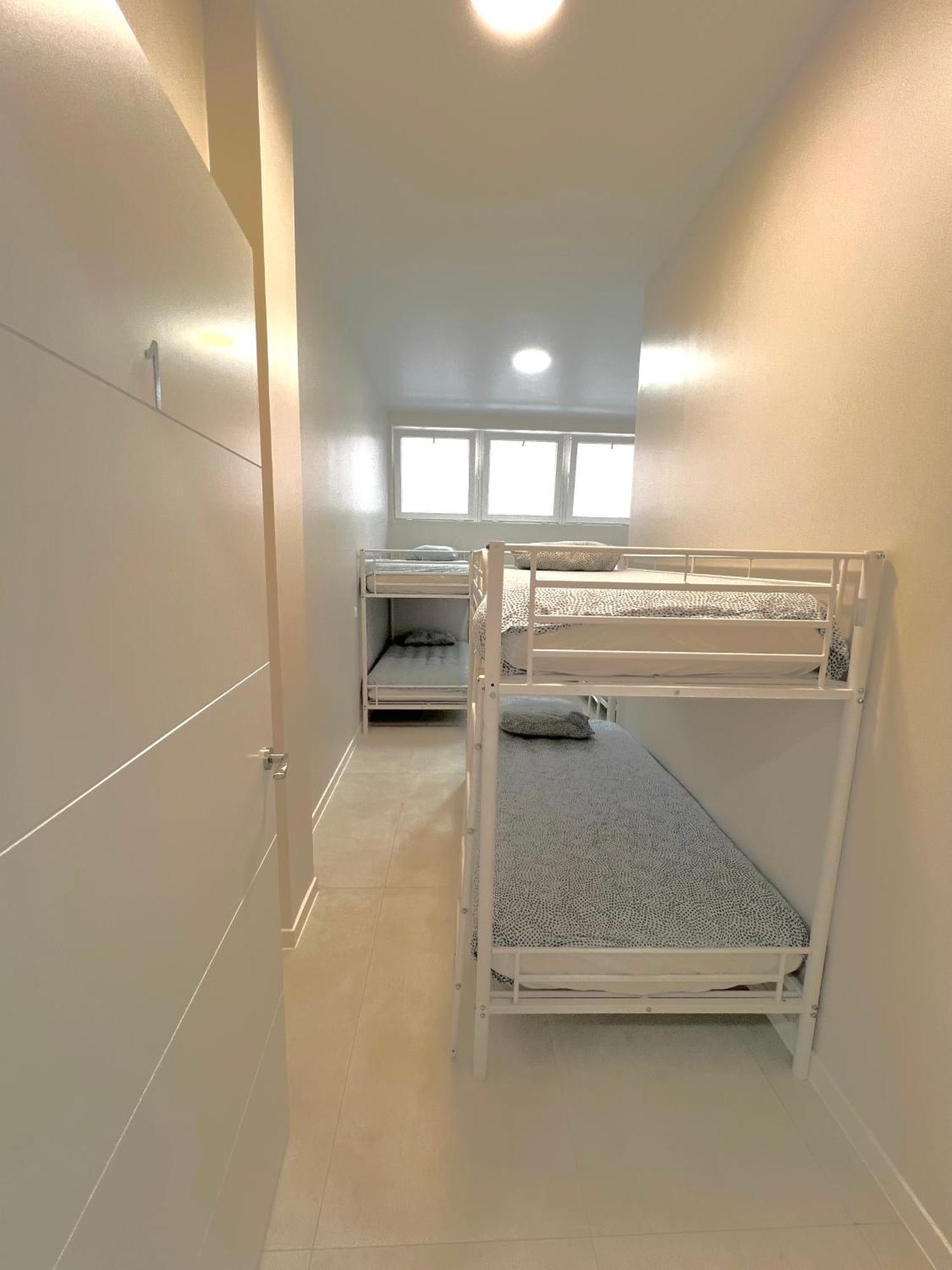 Hostel Oasis Μαδρίτη Εξωτερικό φωτογραφία