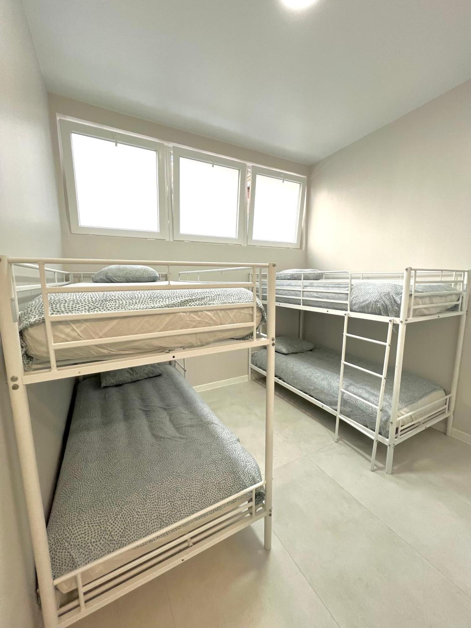 Hostel Oasis Μαδρίτη Εξωτερικό φωτογραφία