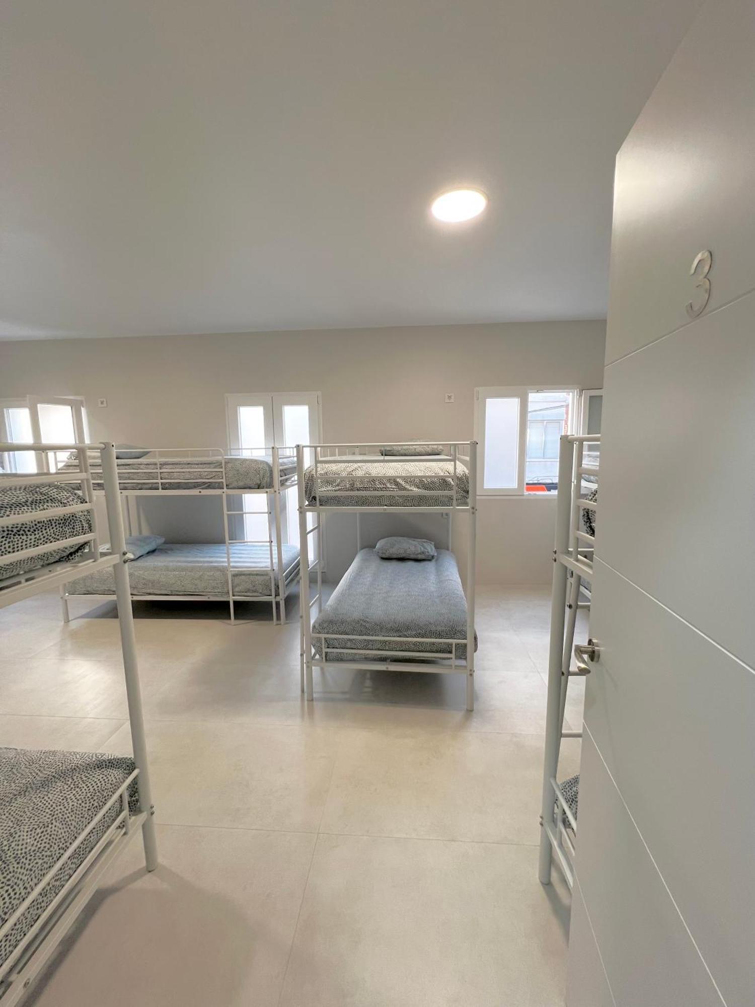 Hostel Oasis Μαδρίτη Εξωτερικό φωτογραφία