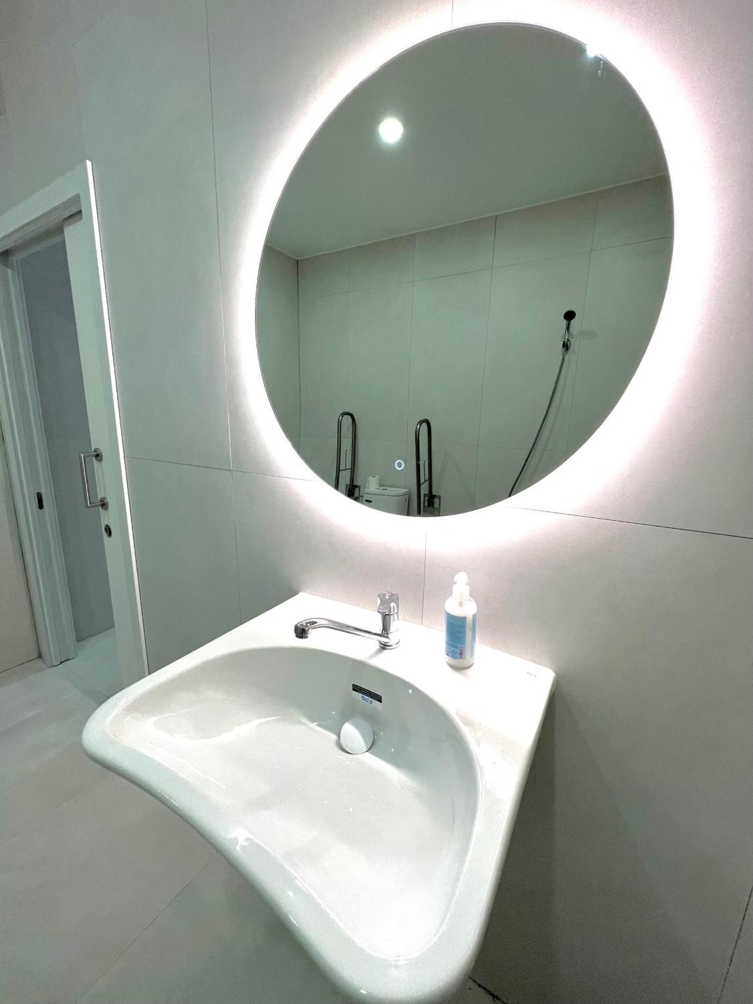 Hostel Oasis Μαδρίτη Εξωτερικό φωτογραφία